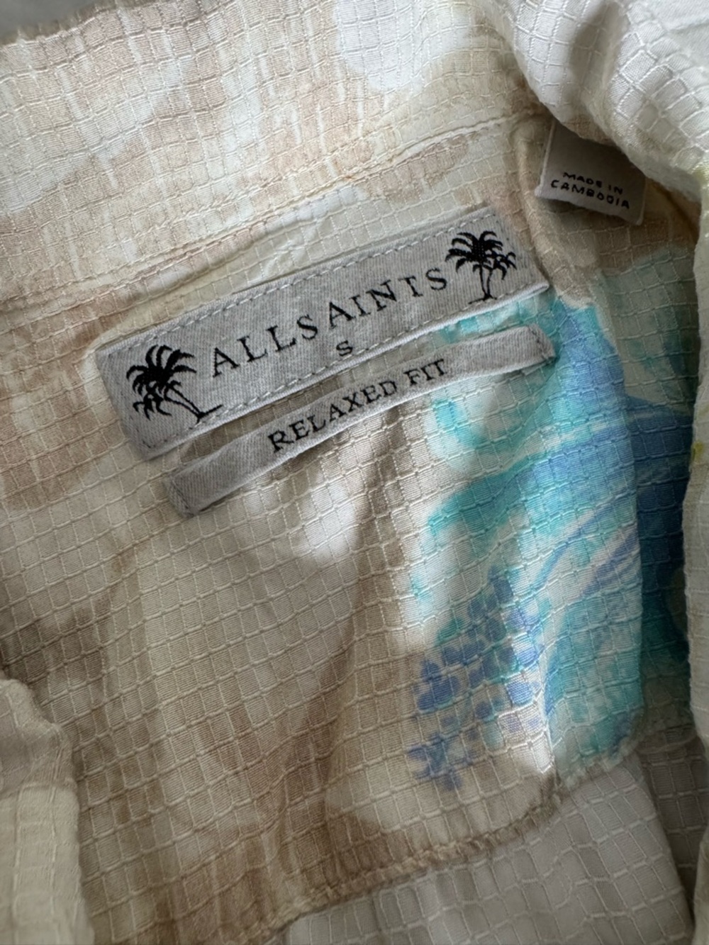 ALL SAINTS Cream Floral Short-Sleeve Button-Down with Blue Accents - Picture 3 of 4